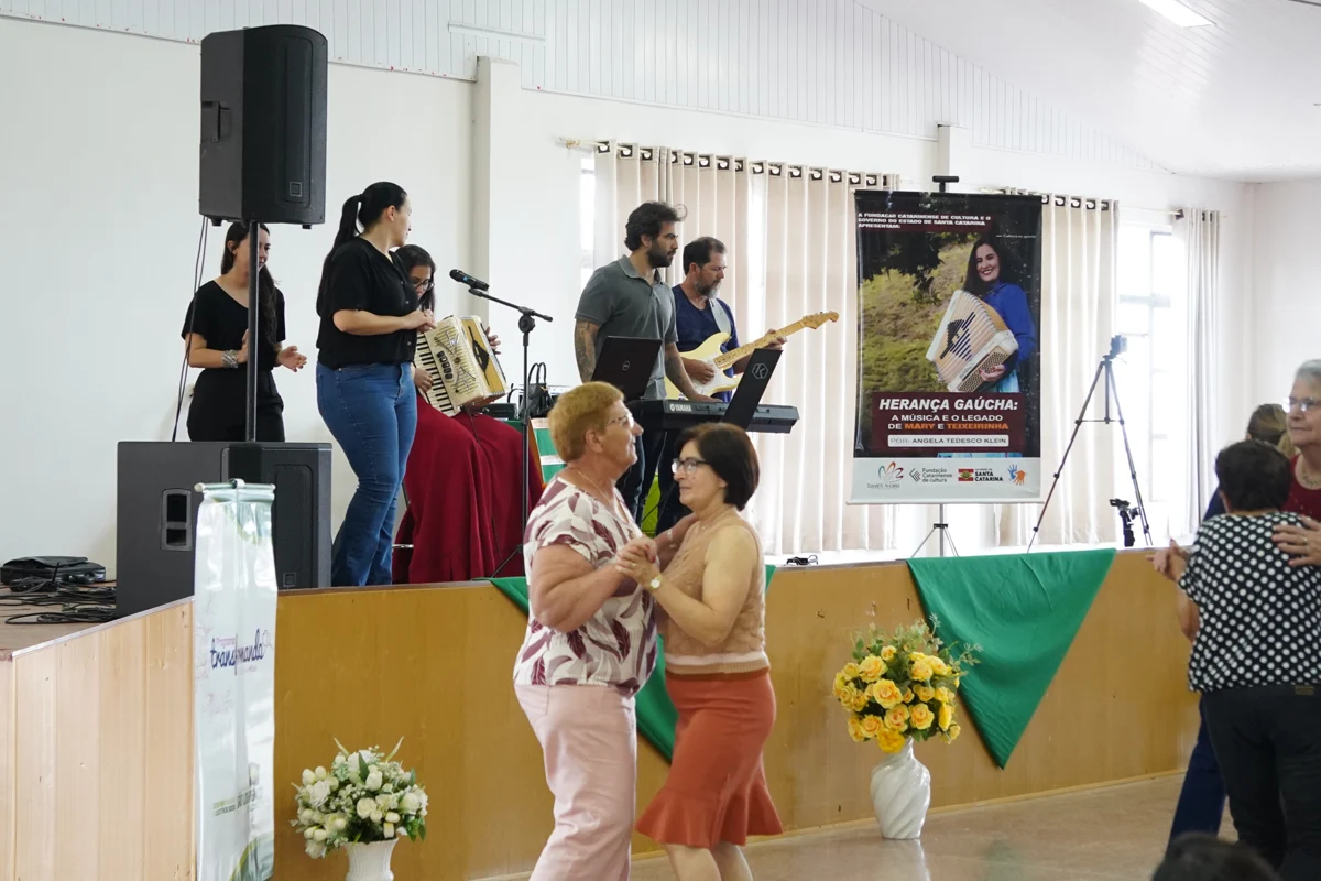 HERANÇA GAÚCHA em São Lourenço do Oeste (4)